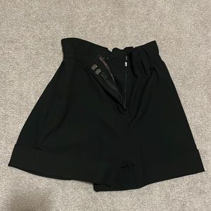 Aritzia Sunday best Aki shorts